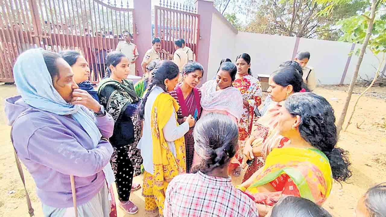 మిట్టపల్లి కేజీబీవీలో విద్యార్థిని మృతి