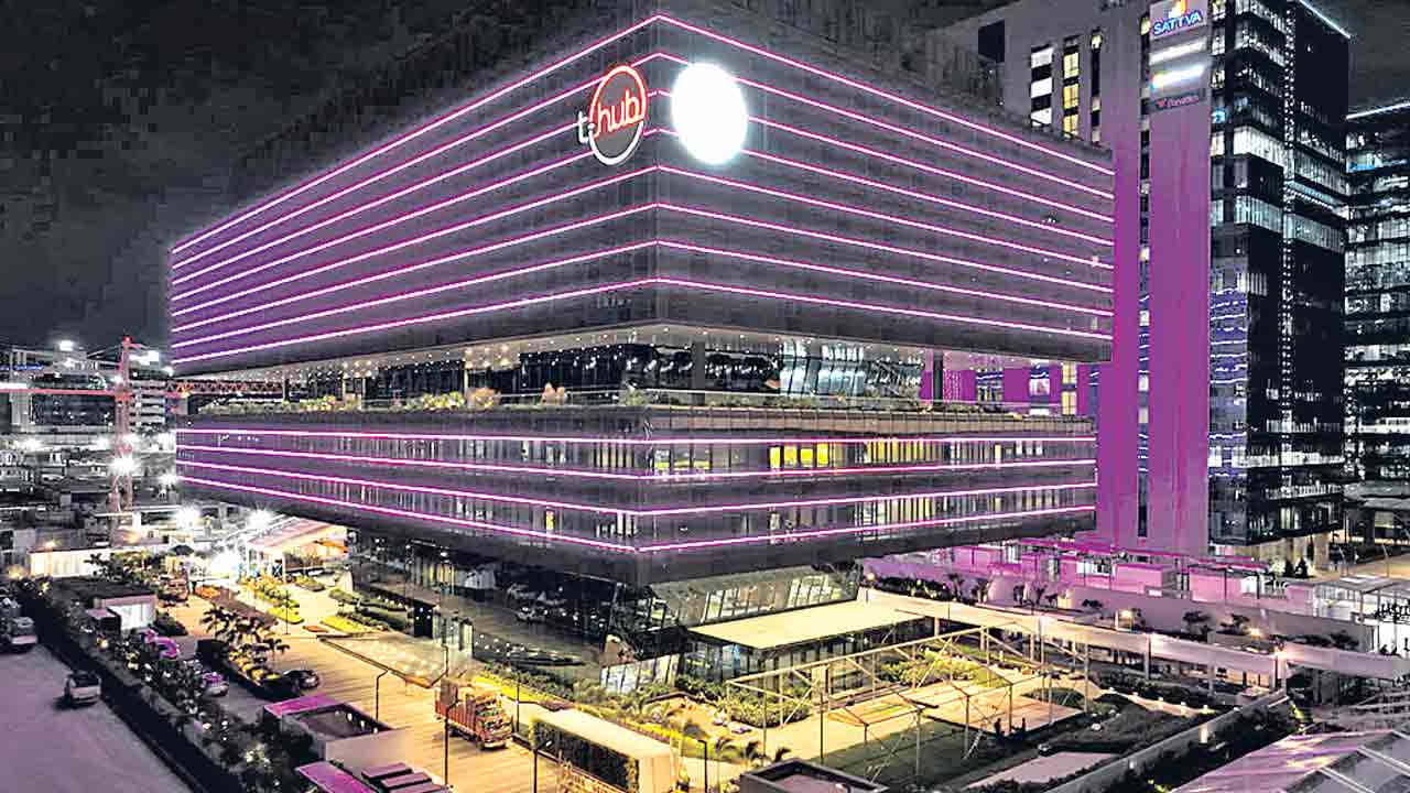 టీ-హబ్‌ నిర్వీర్యానికి కుట్ర!