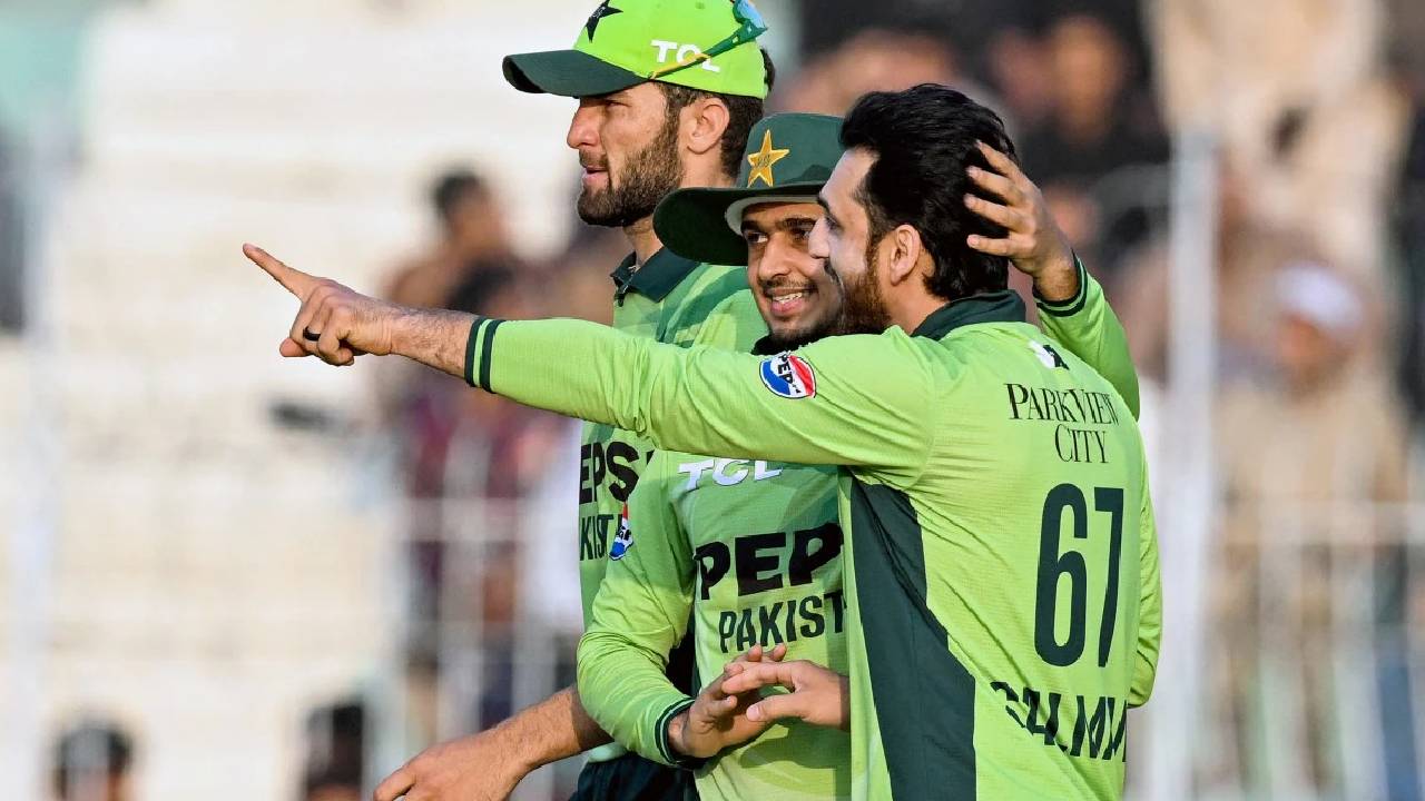 T20 World Cup | పాకిస్తాన్‌కు ఐసీసీ వార్నింగ్.. తోక ముడిచిన పాక్.. టీ20 జట్టు ప్రకటన