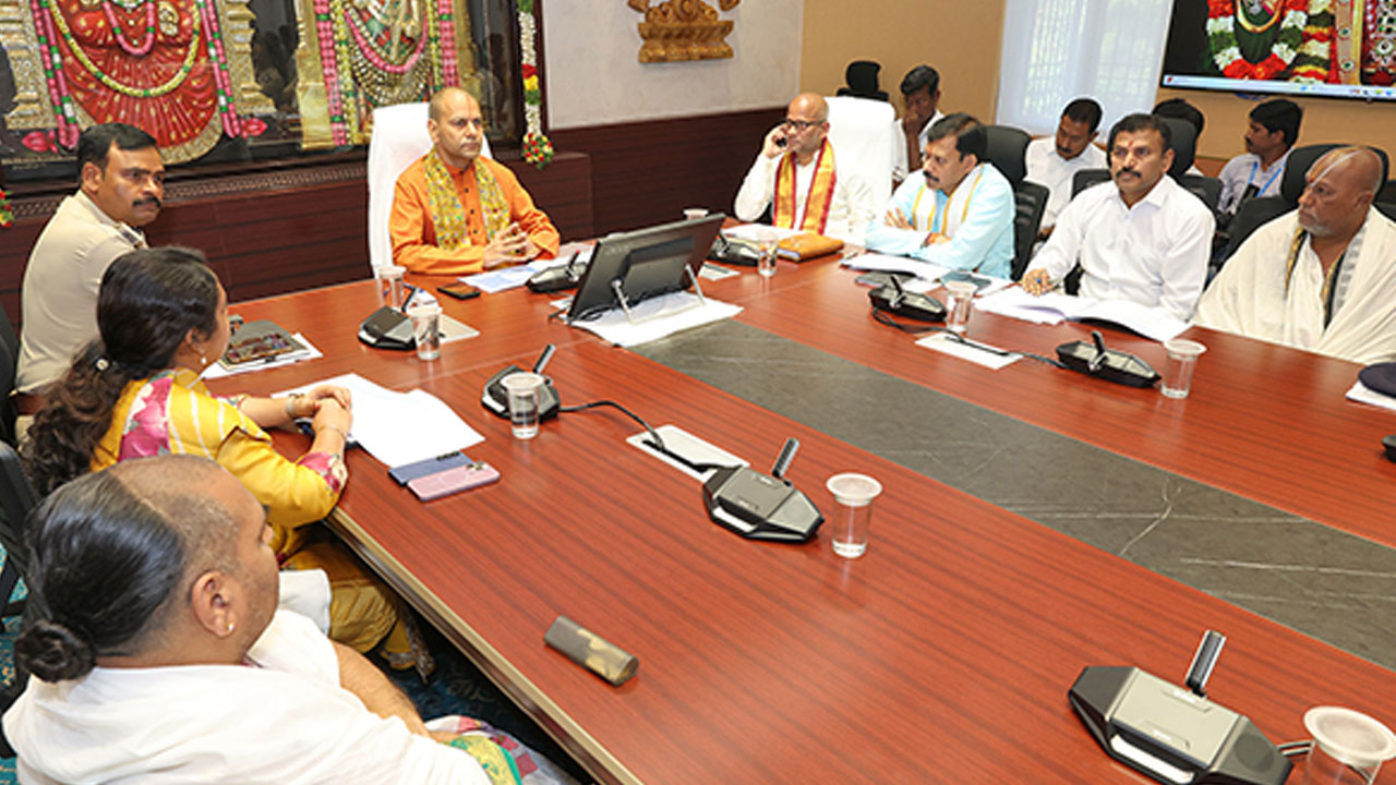 Ratha Saptami | ర‌థ స‌ప్తమిని విజ‌య‌వంతం చేయాలి : టీటీడీ ఈవో