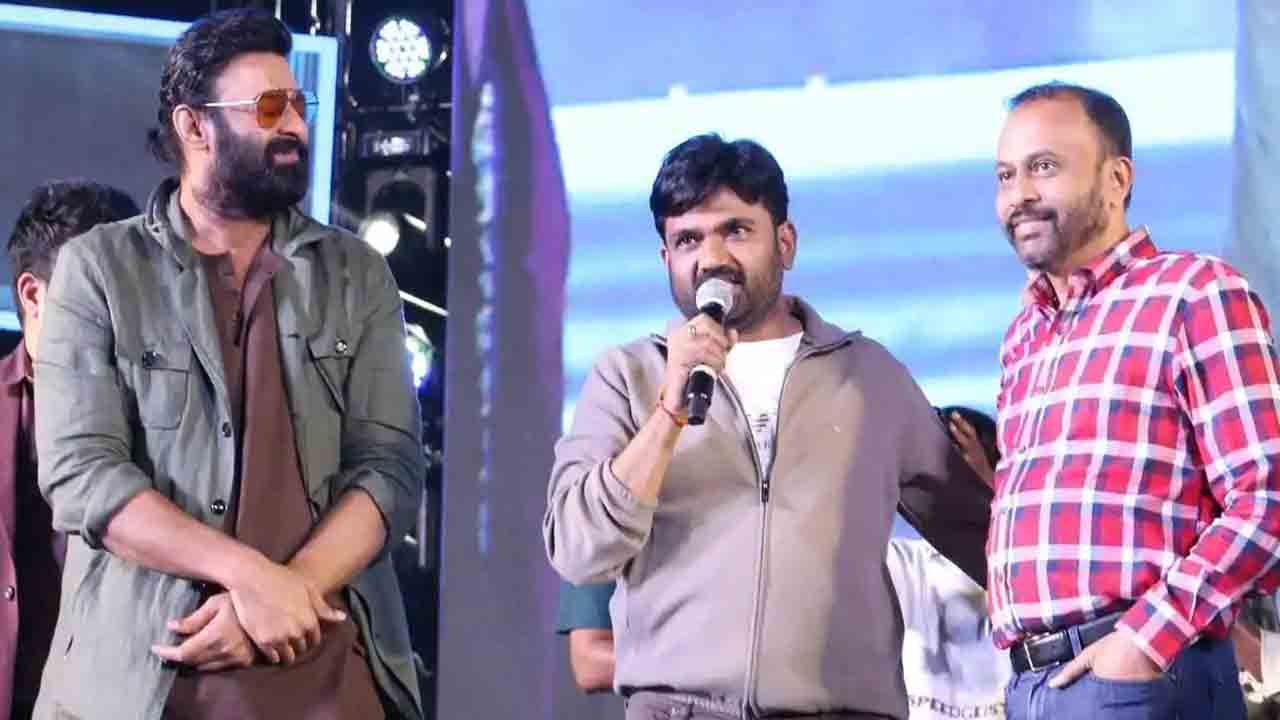 Director Maruthi | మారుతి ఇంటికి 100కి పైగా ఫుడ్ ఆర్డర్లు!.. చుక్కలు చూపిస్తున్న ప్రభాస్ ఫ్యాన్స్