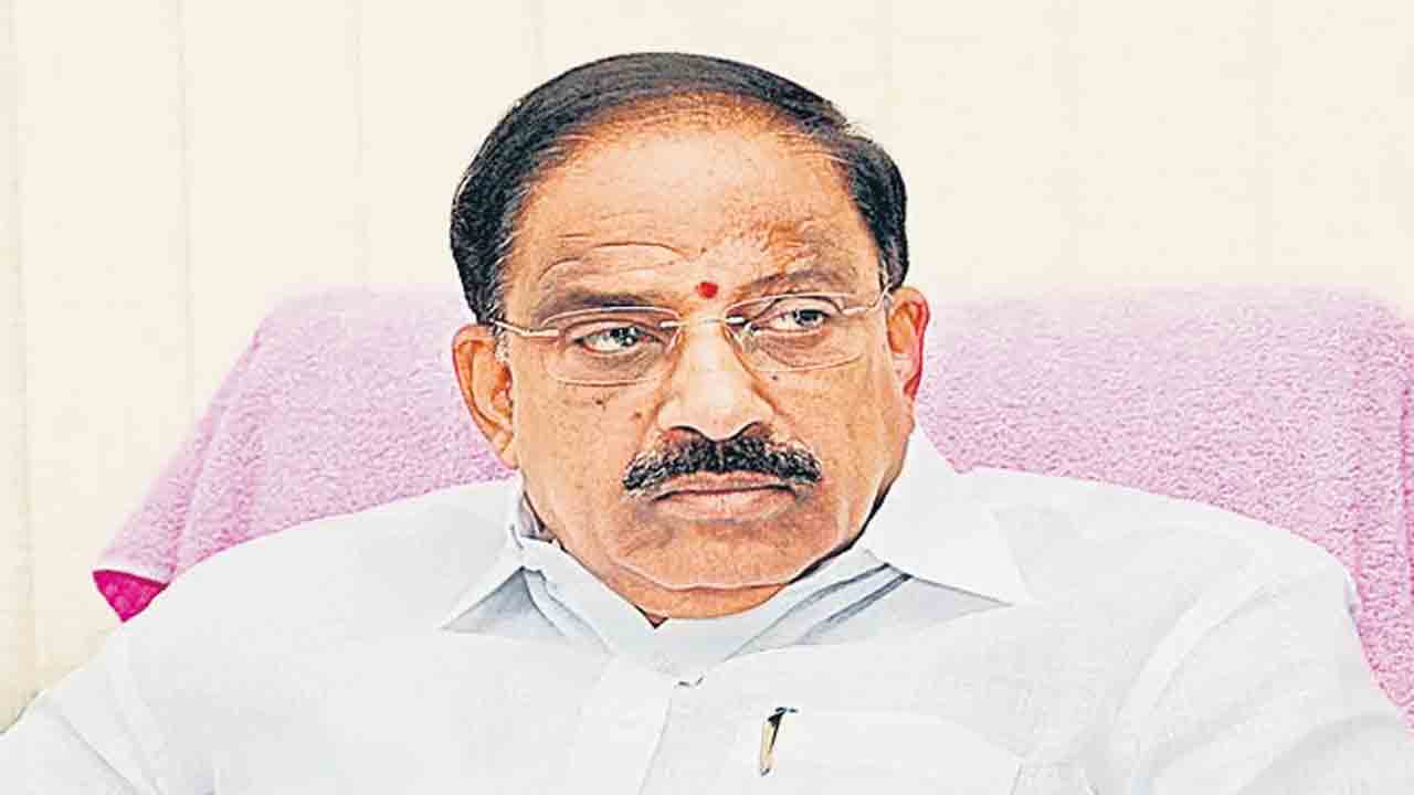 రాష్ట్రంలో యూరియా కొరత లేదు: తుమ్మల