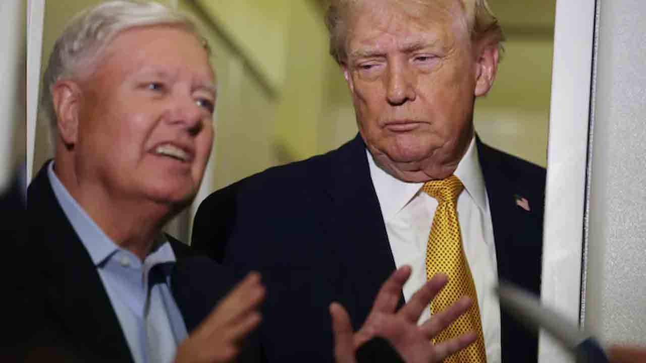 Donald Trump | రష్యా చమురుపై ఆంక్షల బిల్లుకు ట్రంప్‌ గ్రీన్‌ సిగ్నల్‌.. భారత్‌పై 500 శాతం సుంకాలు..!