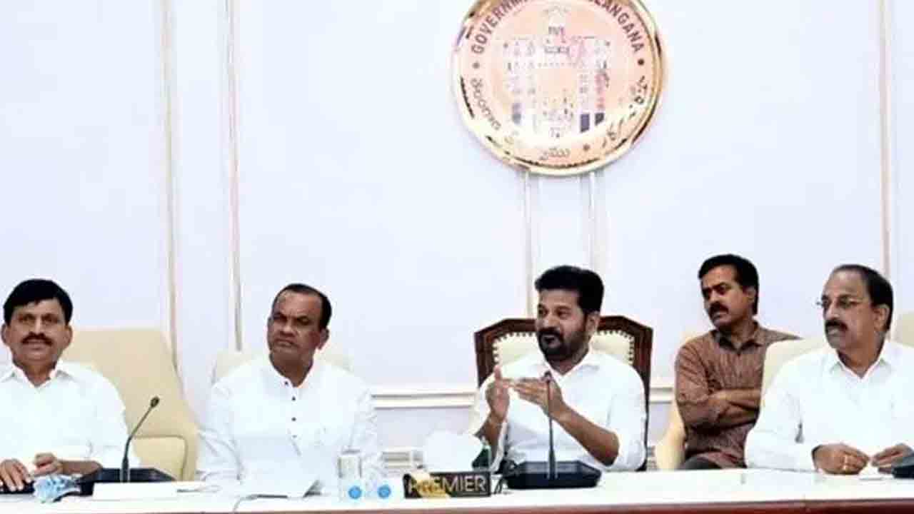 ఉద్యమ గొంతుకలపై సర్కార్‌ కత్తి!