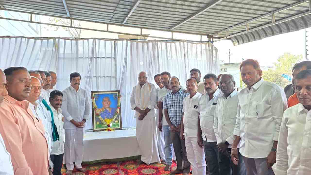 Vemula Prashant Reddy | లోక బాపురెడ్డిని పరామర్శించిన మాజీ మంత్రి వేముల