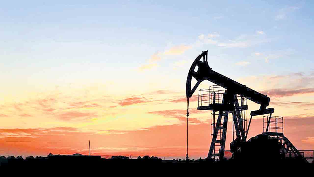 Venezuela | చమురు నిల్వల కోసమే వెనెజువెలాపై అమెరికా దాడి.. నిపుణుల అభిప్రాయం