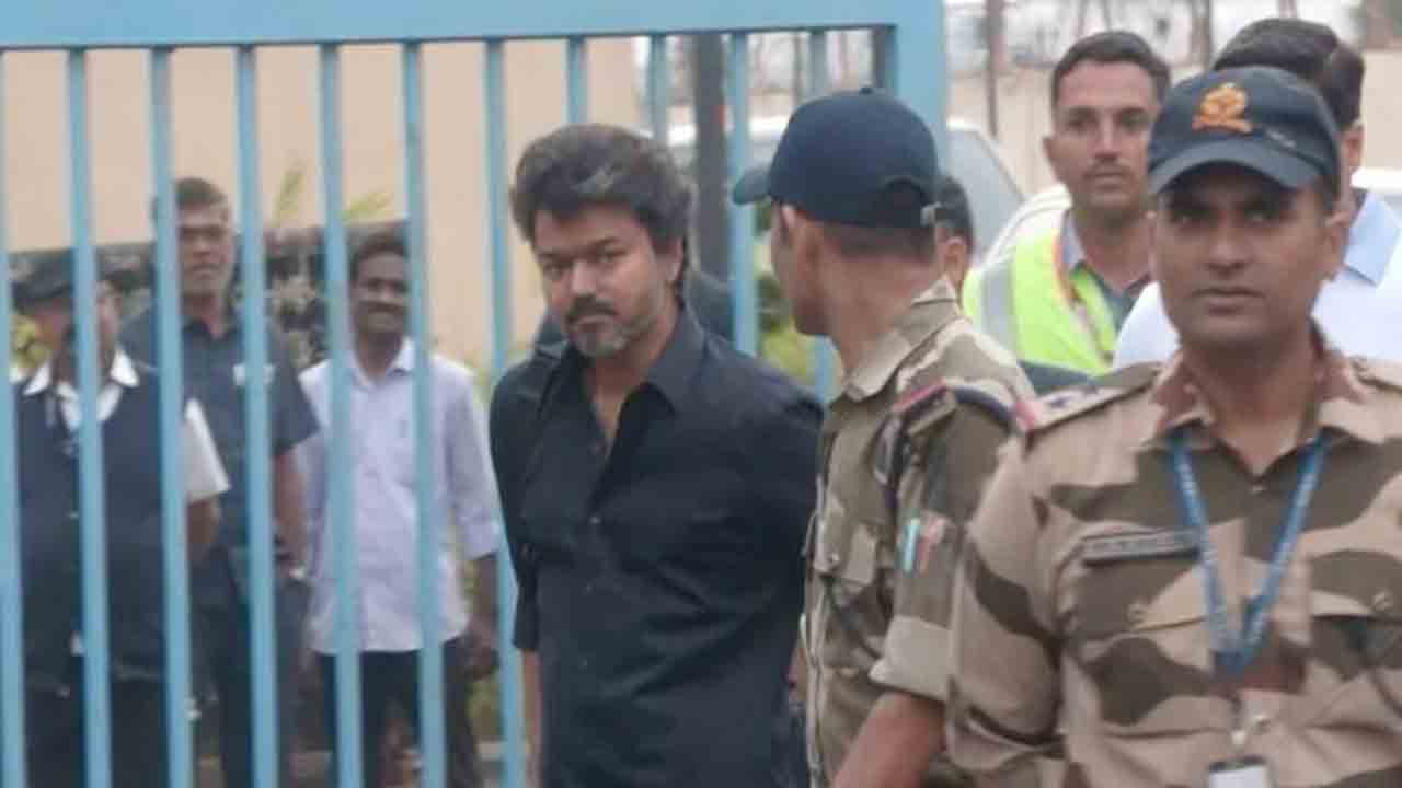 Actor Vijay | కరూర్‌ తొక్కిసలాట.. సీబీఐ విచారణకు హాజరైన నటుడు విజయ్‌