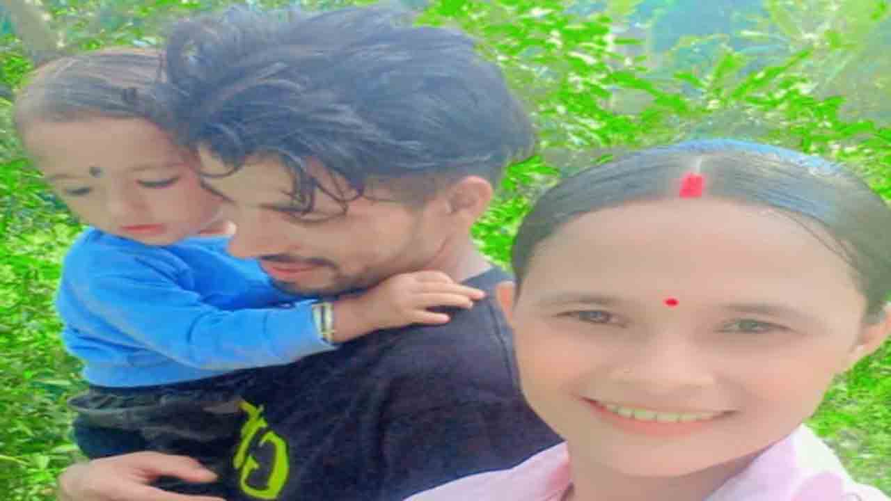 Woman Dies By Suicide | భర్త మొబైల్‌ ఫోన్‌ కొనివ్వలేదని.. భార్య ఆత్మహత్య