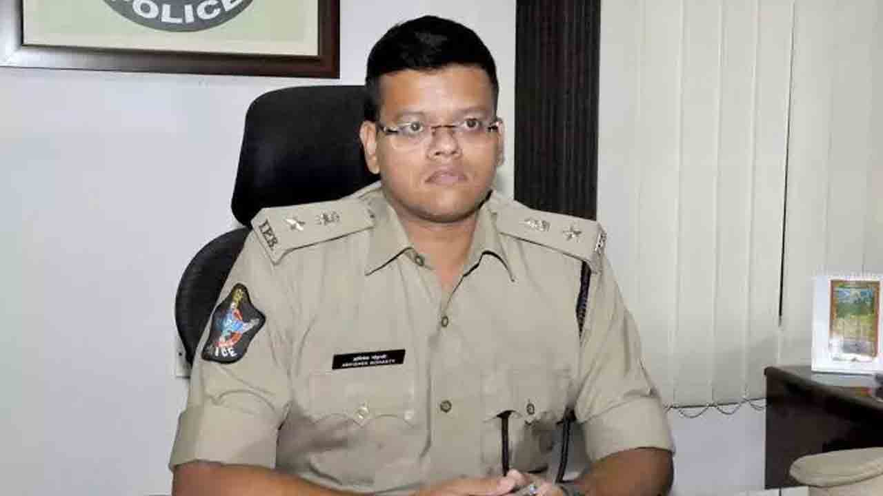 IAS – IPS Transfers | యాదాద్రి ఈఓగా భవానీ శంకర్.. విజిలెన్స్ డీఐజీగా అభిషేక్ మహంతి..!