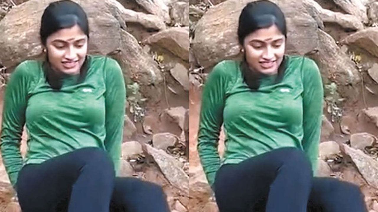 Actress | సోషల్ మీడియా రీల్స్ కోసం నిబంధనల ఉల్లంఘన .. న‌టిపై అటవీశాఖ చర్యలు