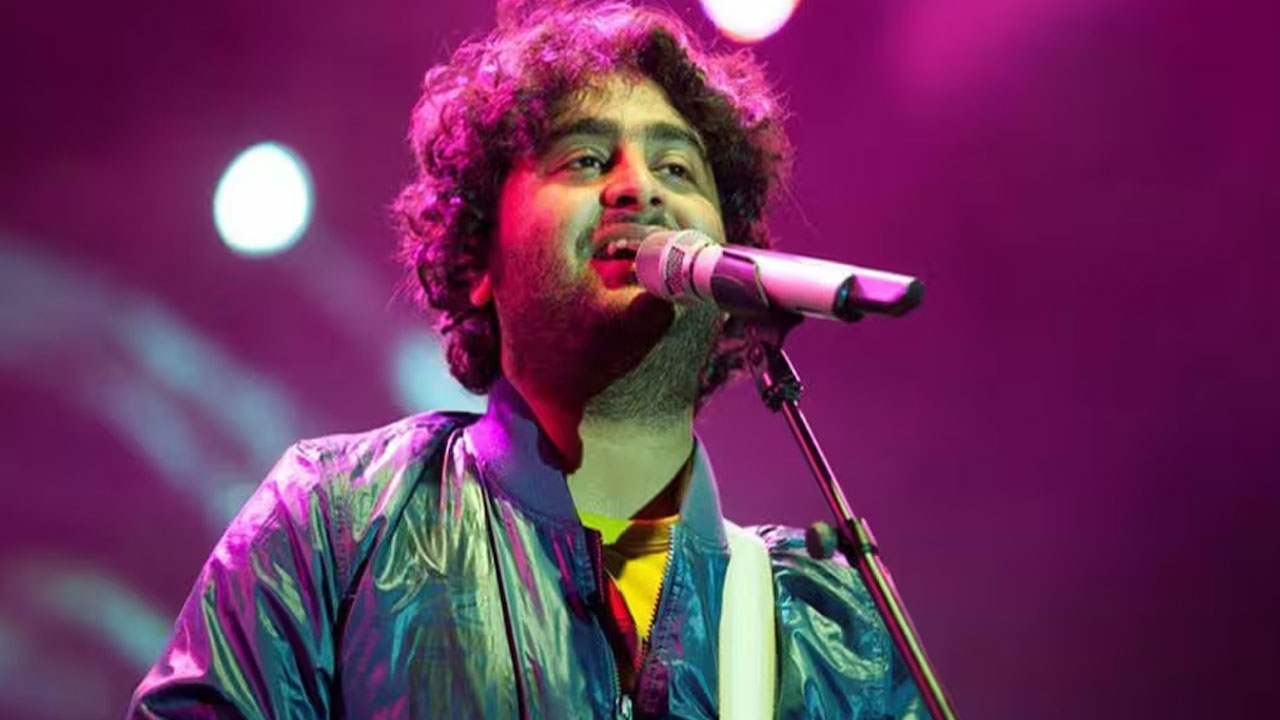 Arijit Singh | లైవ్ కాన్స‌ర్ట్‌కి అర్జిత్ సింగ్ అన్ని కోట్లు తీసుకునేవాడా.. ఆయ‌న సంపాదించింది ఎంత‌?