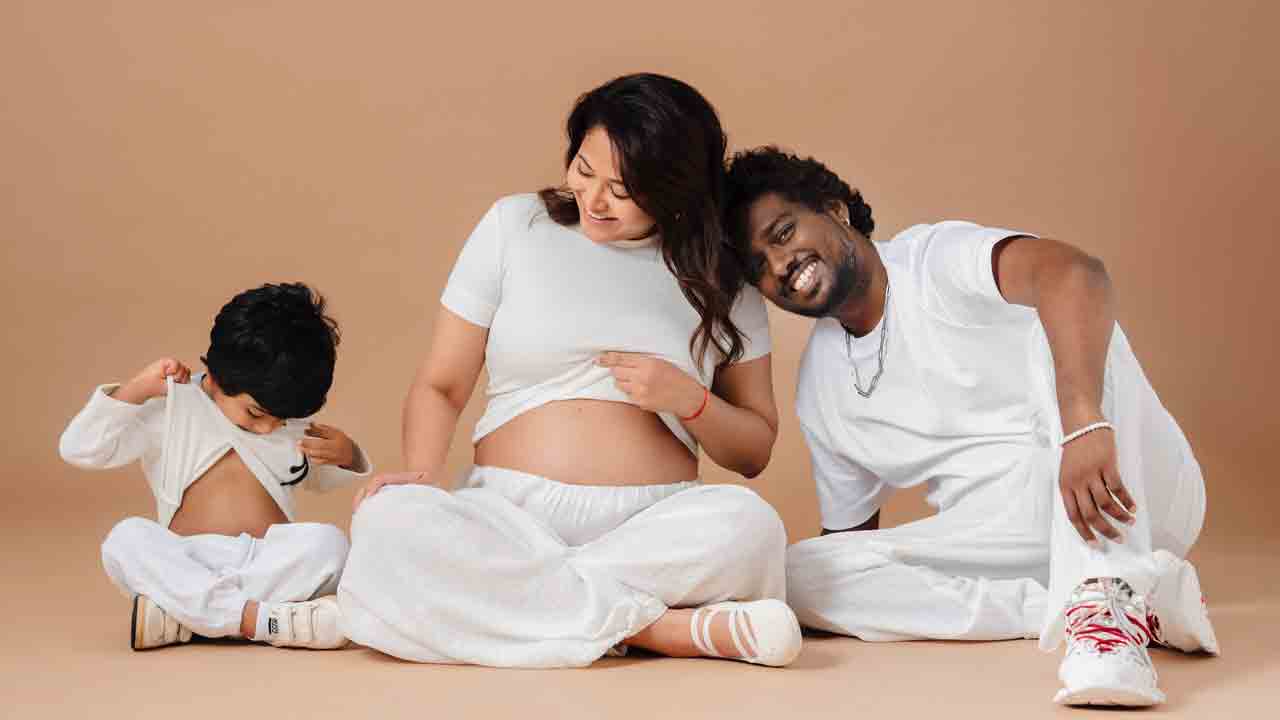 Director Atlee | రెండోసారి తండ్రి కాబోతున్న డైరెక్టర్ అట్లీ.. ఫొటోలు వైర‌ల్