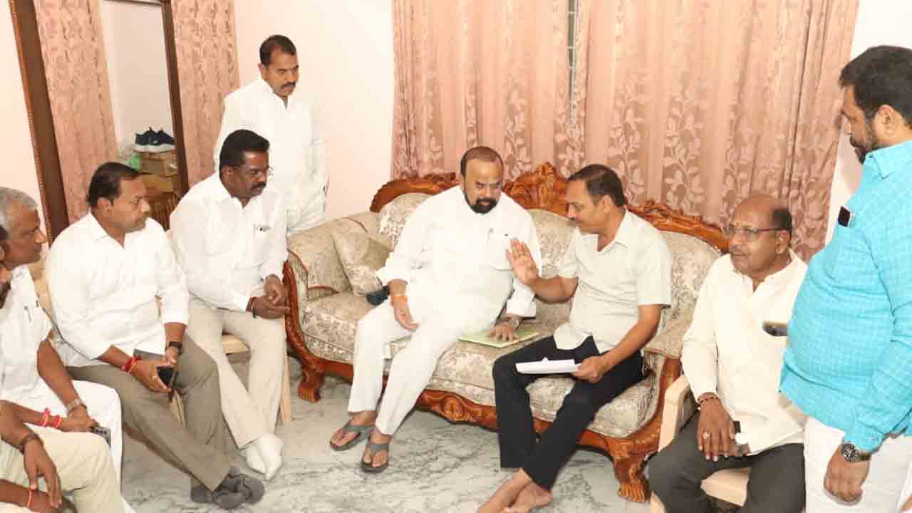 Municipal elections | మున్సిపల్‌ ఎన్నికలలో సమన్వయంతో పని చేయాలి : ఎమ్మెల్యే బండారి లక్ష్మారెడ్డి