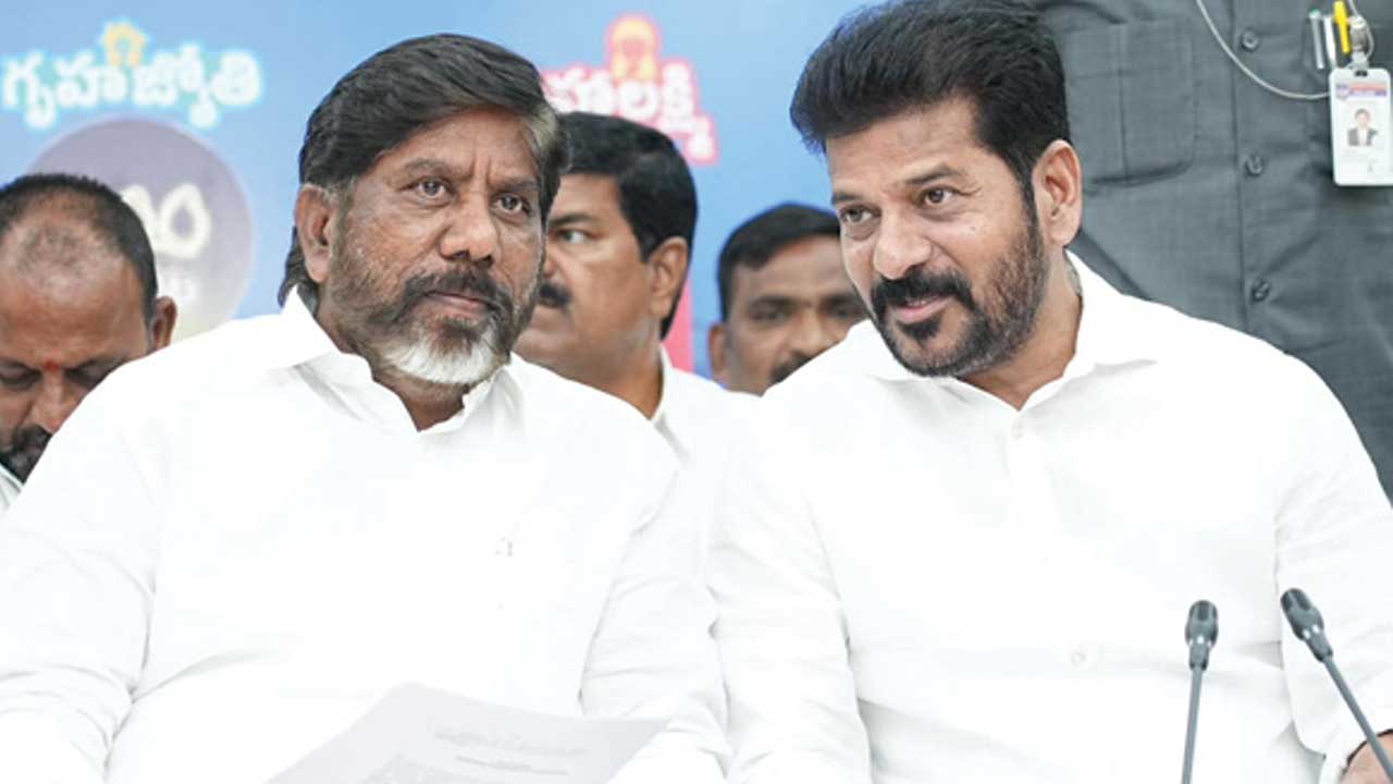 జిల్లాల మార్పుపై చెరో దారి!