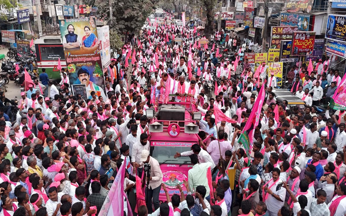 Kodada : దద్దరిల్లిన కోదాడ.. చలో కోదాడ నిరసన ర్యాలీ విజయవంతం
