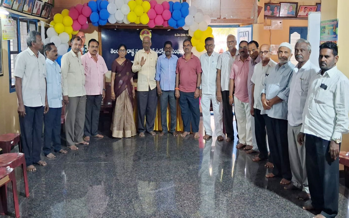 Kodada : ‘ఉద్యోగుల బకాయిలు చెల్లించకుంటే ఉద్యమమే’