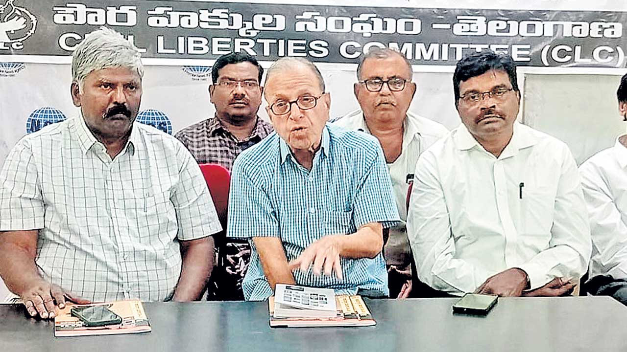 పౌర హక్కులను హరిస్తున్న ఏపీ ప్రభుత్వం