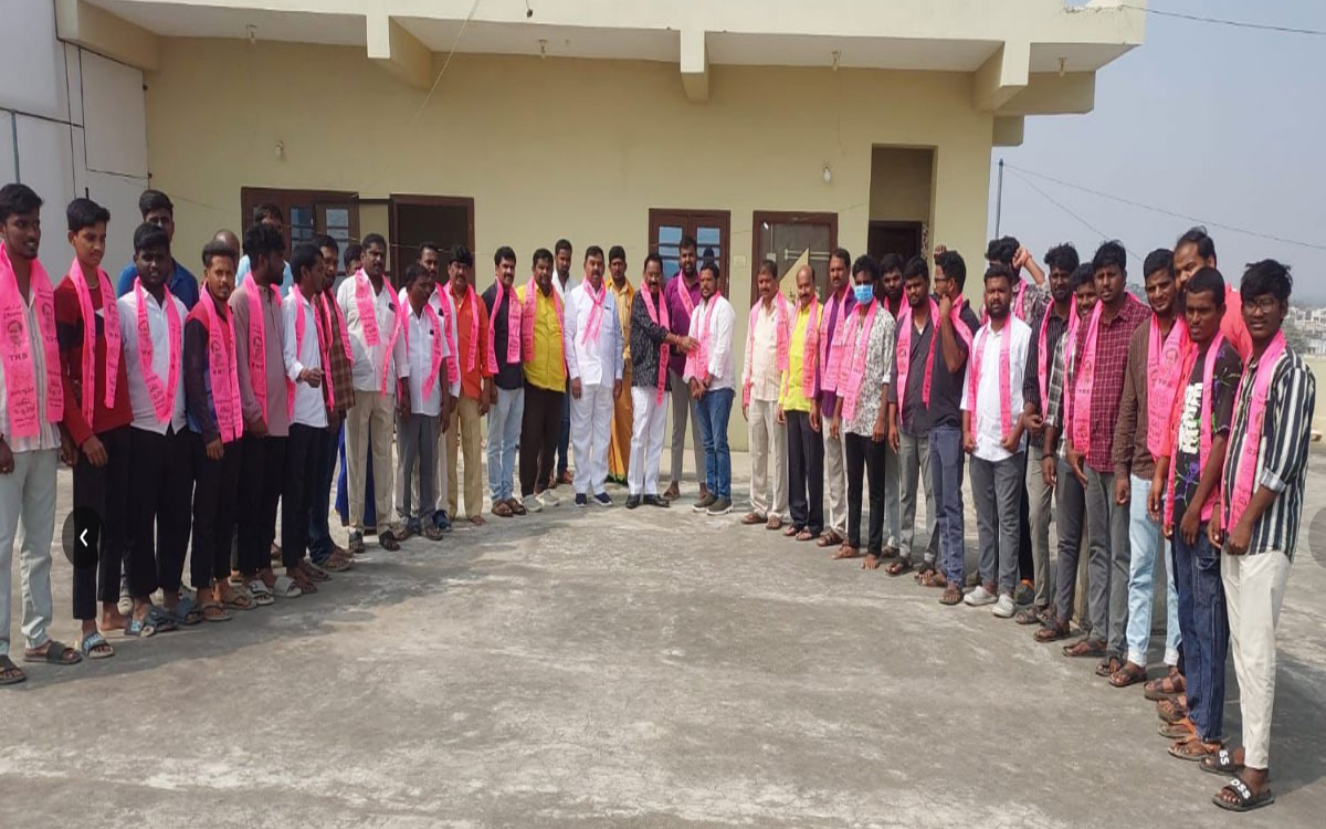 Chandur : చండూరు కాంగ్రెస్‌కు భారీ షాక్