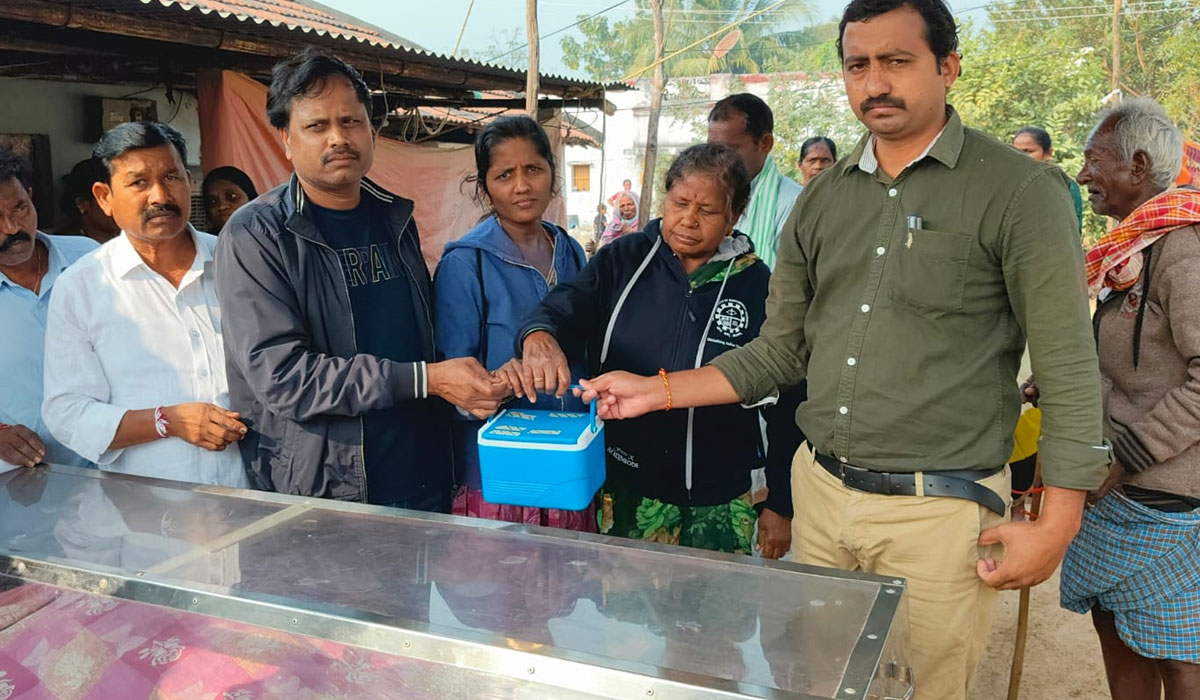 Lions Club | ఐత చంద్రయ్య నేత్రాలు సజీవం.. లయన్స్‌ క్లబ్‌ ఆధ్వర్యంలో నేత్రం దానం చేసిన కుటుంబ సభ్యులు