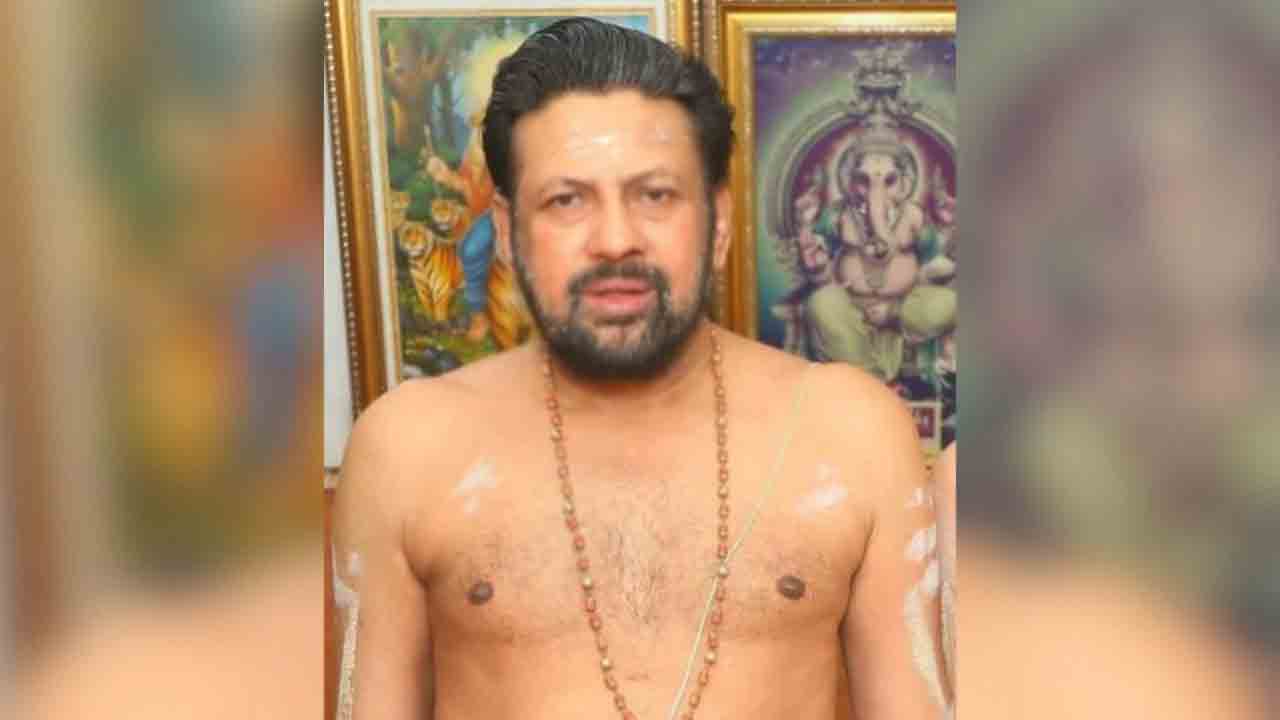 శబరిమల ఆలయ ప్రధాన పూజారి అరెస్ట్‌