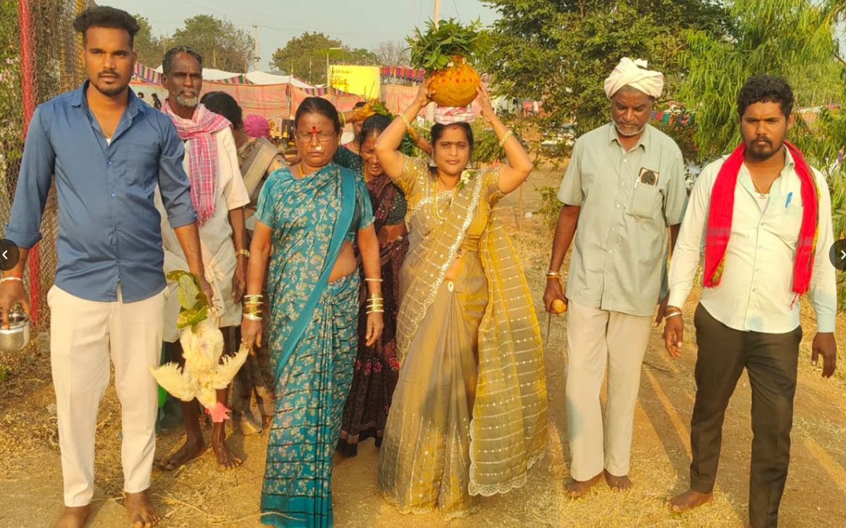 Rajapet : వైభ‌వంగా చిన్న మేడారం జాత‌ర ప్రారంభం