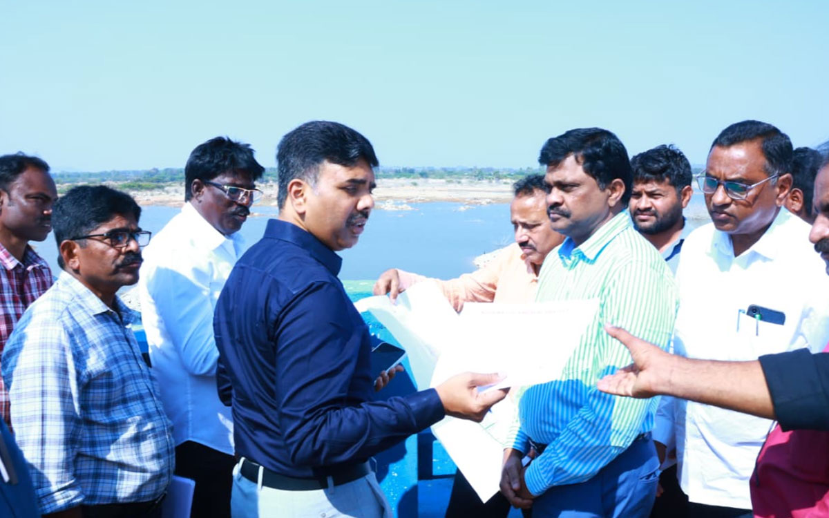 Narketpally : ‘బ్రాహ్మణ వెల్లంల ప్రాజెక్ట్ స‌మ‌గ్ర వివ‌రాలు స‌మ‌ర్పించండి’