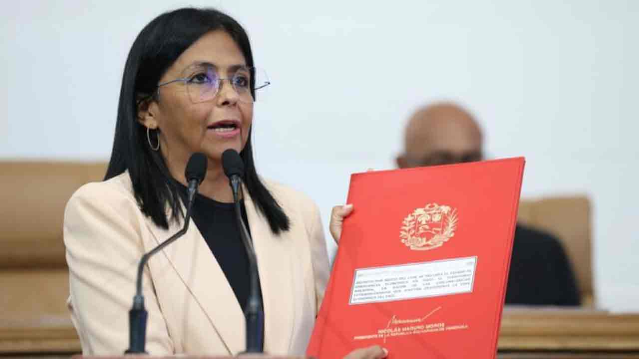 Venezuela | ట్రంప్ బెదిరింపులతో వెనక్కి తగ్గిన వెనెజువెలా తాత్కాలిక అధ్యక్షురాలు.. అమెరికా సహకారం కావాలని పిలుపు