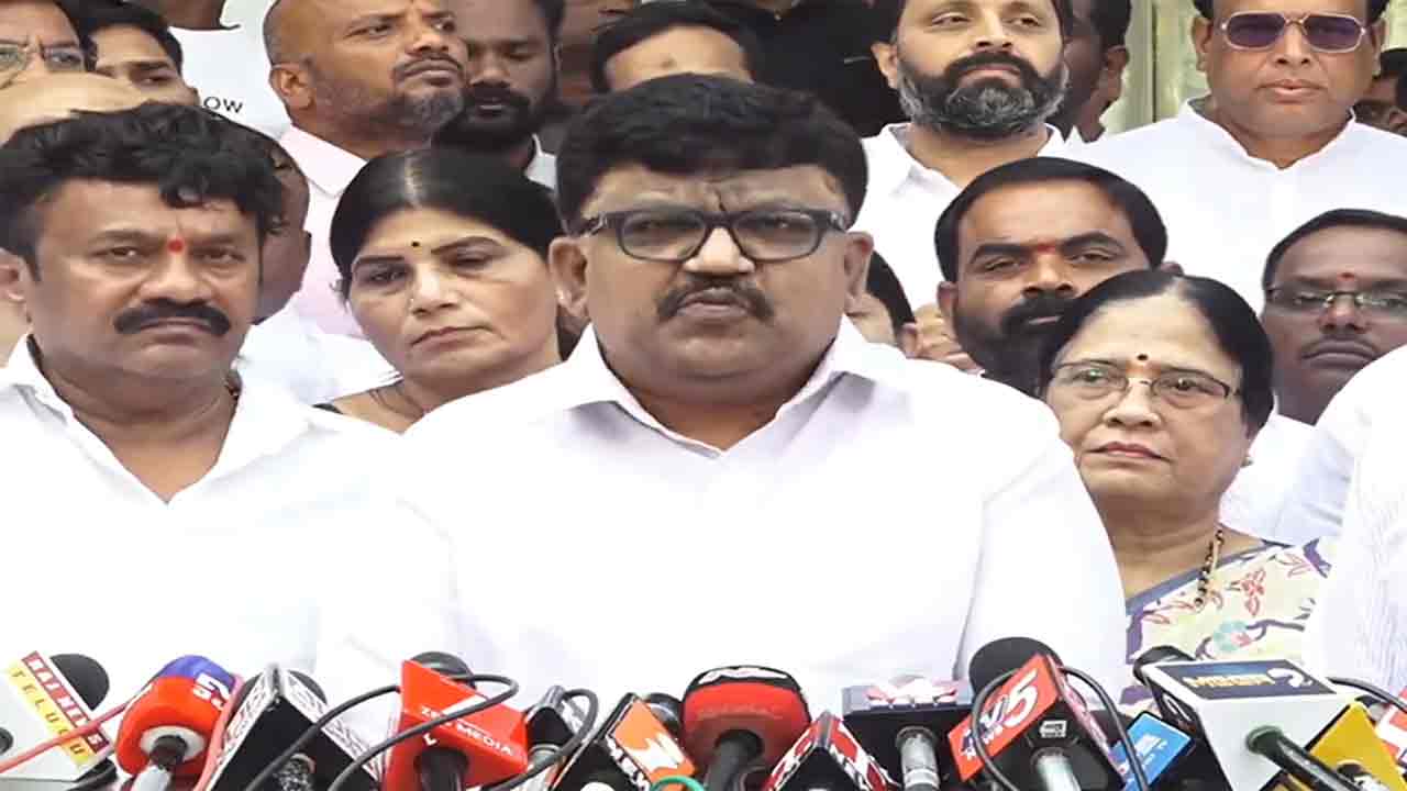 Deshapati Srinivas | సికింద్రాబాద్ బిడ్డలకు హక్కులు ఉండవా.. కాంగ్రెస్ సర్కార్‌పై దేశపతి ఫైర్