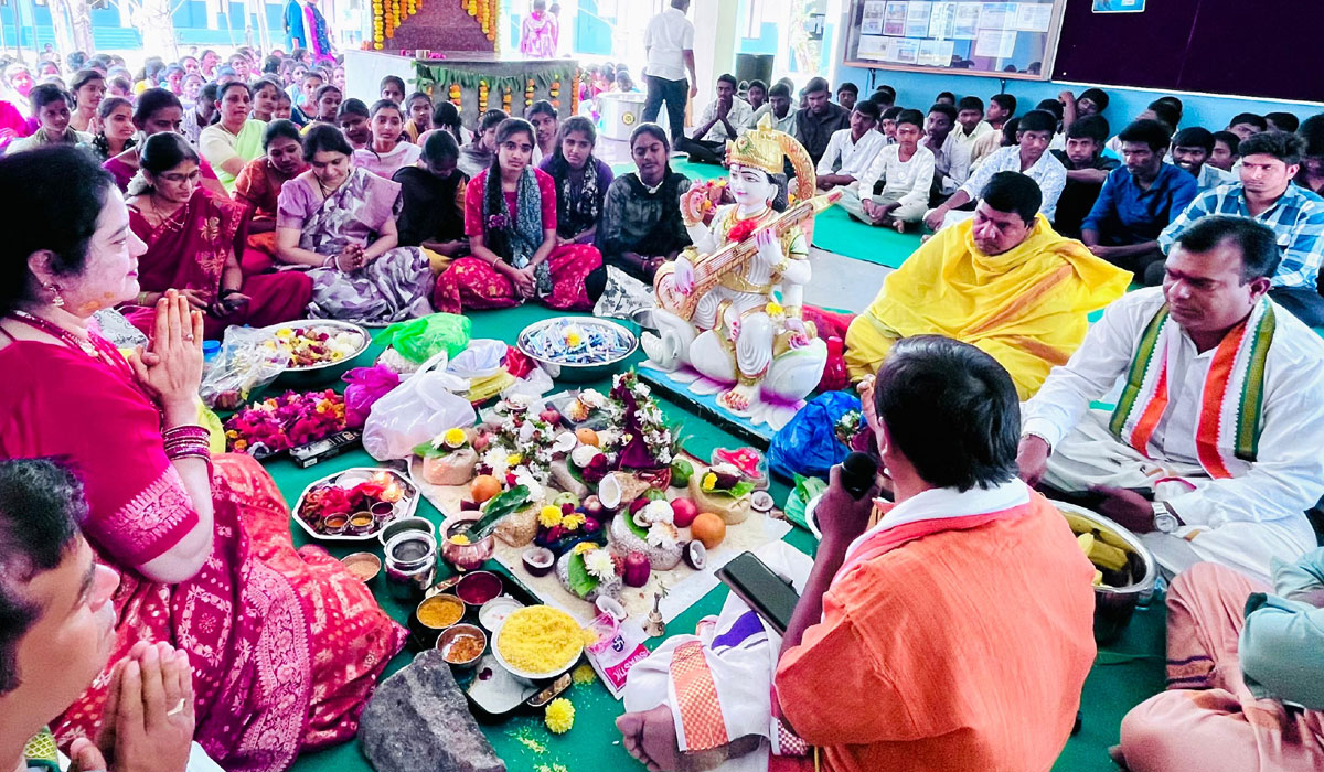 Garrepalli Model School | గర్రెపల్లి మోడల్ స్కూల్లో సరస్వతి విగ్రహ ప్రతిష్టాపన