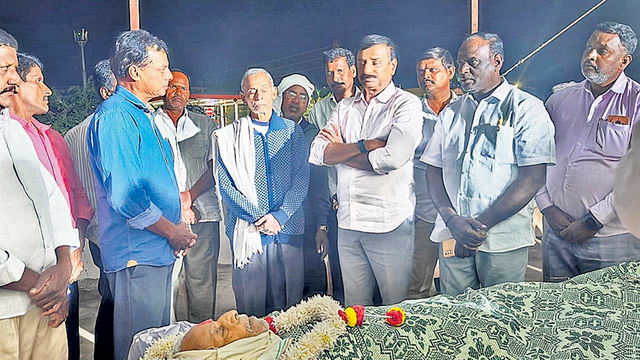 కేసీఆర్‌ గురువు బాల్‌రెడ్డి కన్నుమూత