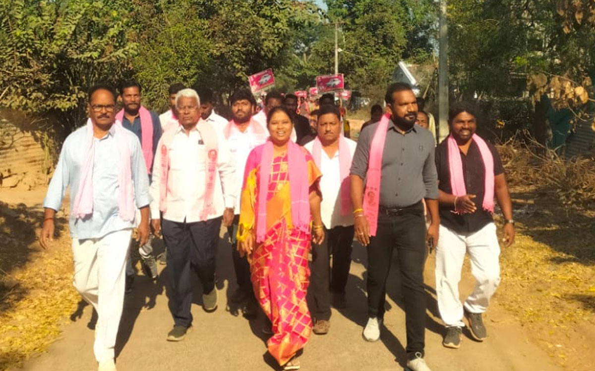 Yellandu : 'ఇల్లెందు మున్సిపాలిటీపై గులాబీ జెండా ఎగరడం ఖాయం'