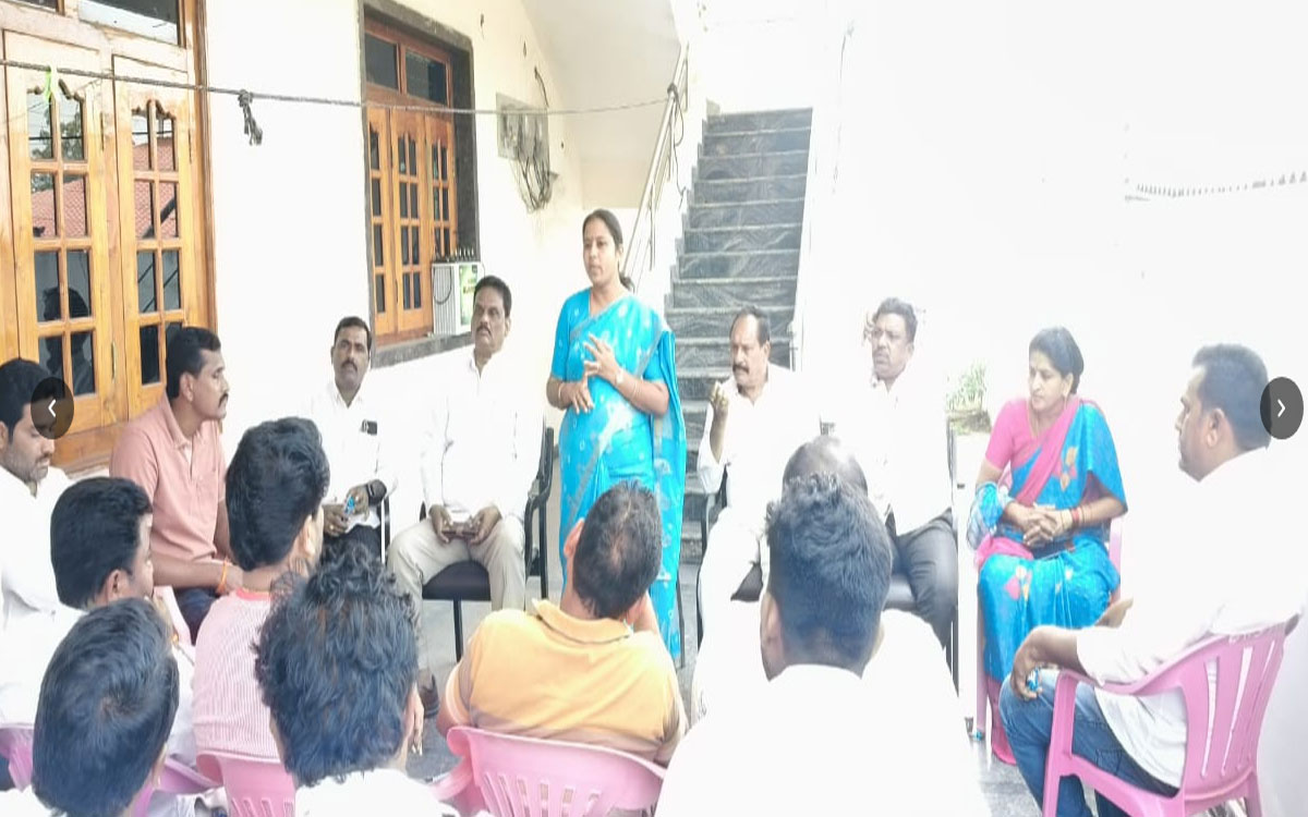 Tekulapalli : గ్రామాల్లో బీఆర్ఎస్‌ను బలోపేతం చేయాలి : మాజీ ఎమ్మెల్యే హరిప్రియనాయక్