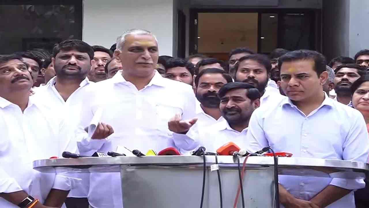 Harish Rao | రేవంత్ రెడ్డి తాటాకు చప్పుళ్లకు భయపడను.. సిట్ విచారణకు వెళ్లే ముందు హరీశ్‌రావు కామెంట్స్