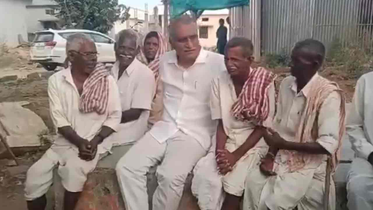 Harish Rao | కేసీఆర్ ఉన్నప్పుడు అన్ని బాగుండే.. హరీశ్‌‌రావు ముందు ఆవేదన వెళ్లబోసుకున్న వృద్ధులు