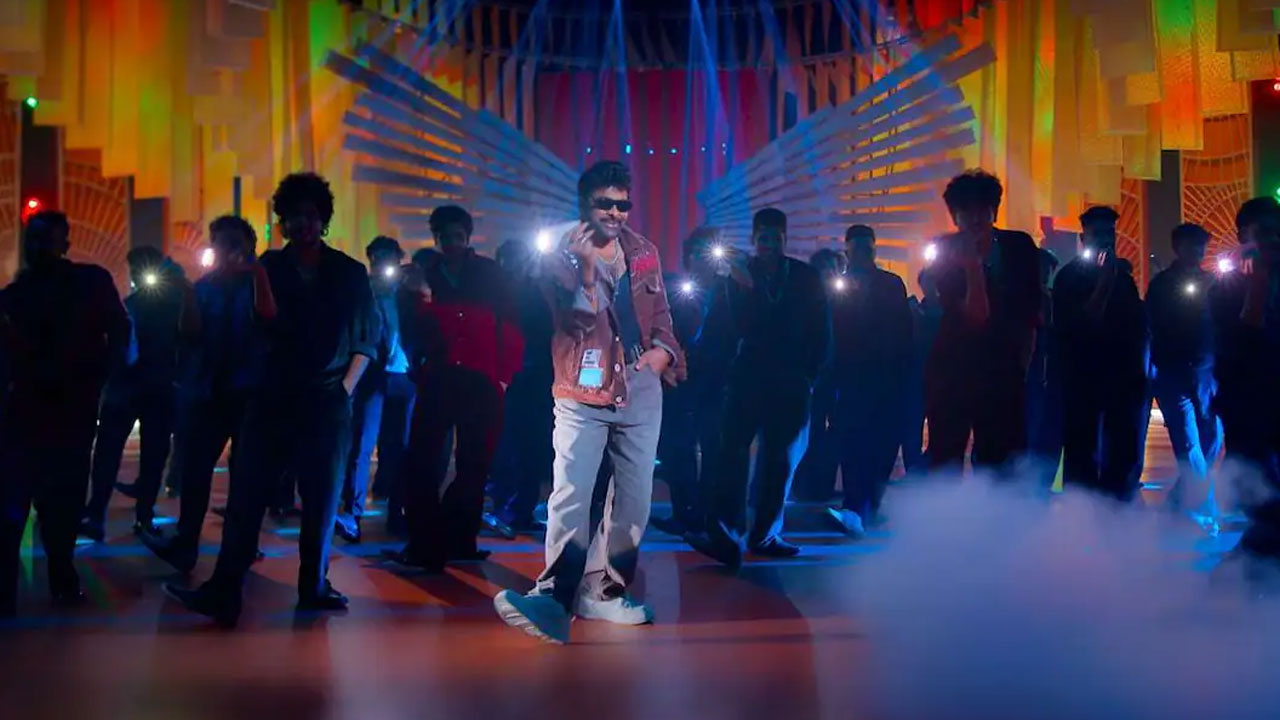 Hook Step Song | ‘మన శంకరవరప్రసాద్ గారు’లో చిరు హుక్ స్టెప్ హల్‌చల్‌.. ఈఎంఐ టెన్షన్ నుంచే పుట్టిన సూపర్ ఐడియా