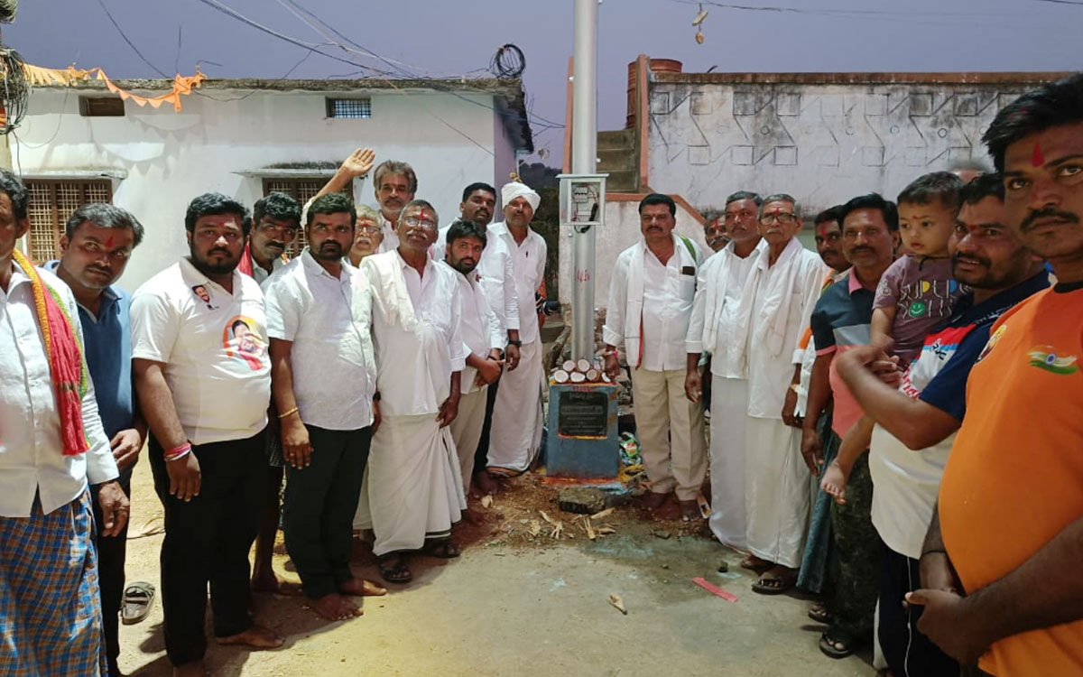 Chandampet : ఏపాలపాయ తండాలో హైమాస్ట్ లైట్లు ప్రారంభం