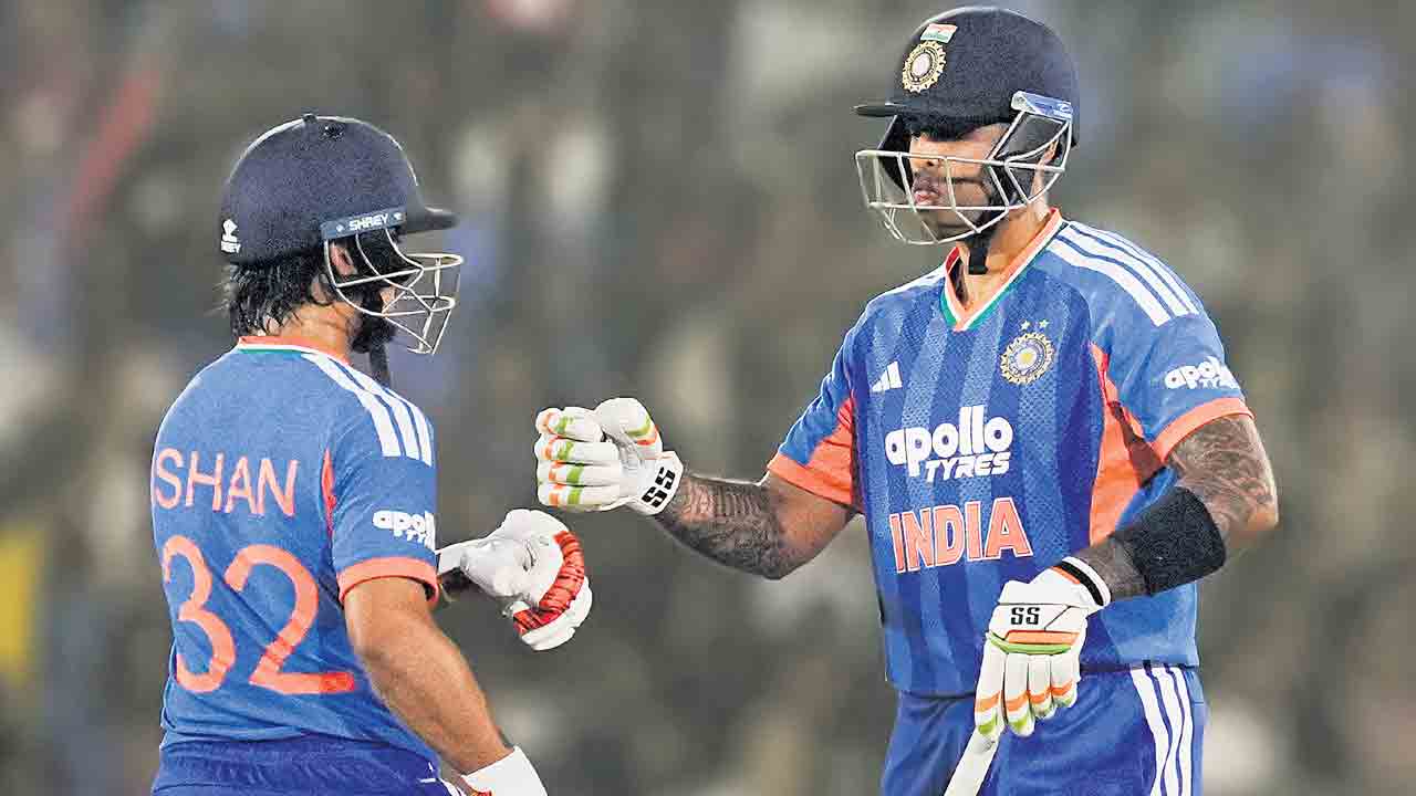 దంచికొట్టారు.. సూర్య, ఇషాన్‌ వీరవిహారం.. రెండో టీ20లో భారత్‌ ఘన విజయం