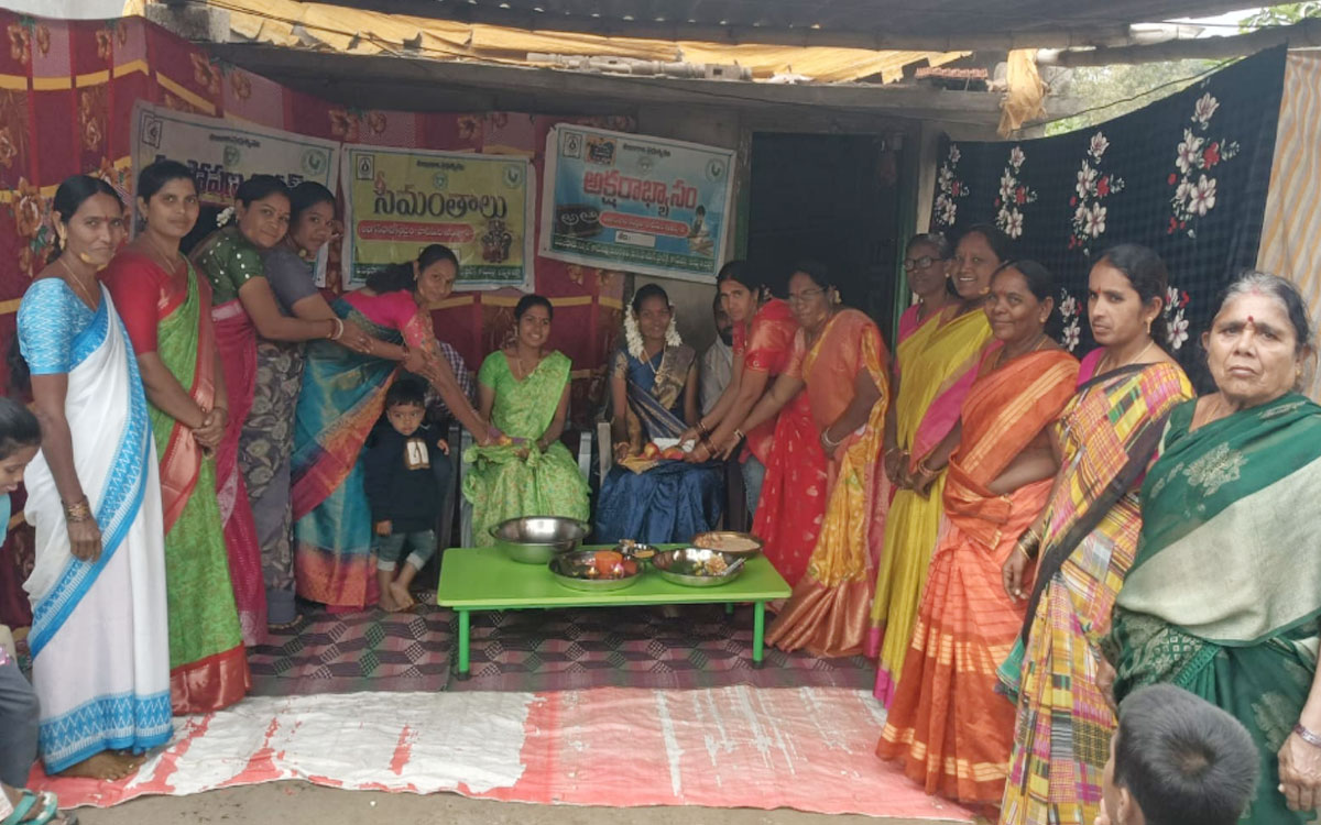 Karepally : అంగన్‌వాడీ కేంద్రాల్లో గ‌ర్భిణుల‌కు సీమంతం