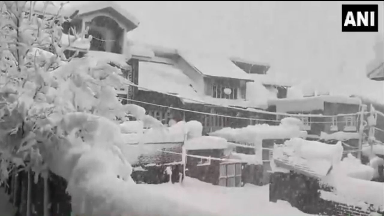 Kashmir Snow: మంచుకురిసే వేళ‌.. పుల‌కించిన క‌శ్మీర్‌