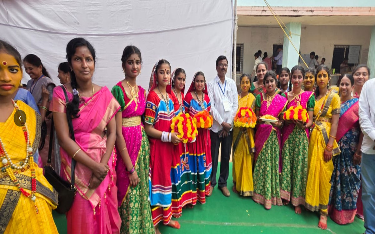 Kattangur : వైజ్ఞానిక ప్రదర్శనలో క‌ట్టంగూర్‌ కేజీబీవీ విద్యార్థినుల ప్రతిభ