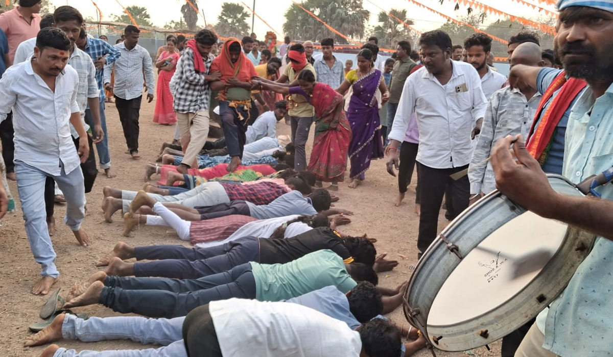 Kolanur | కొలనూరులో సమ్మక్క జాతరలో ఉప్పొంగిన భక్తి పరవశం