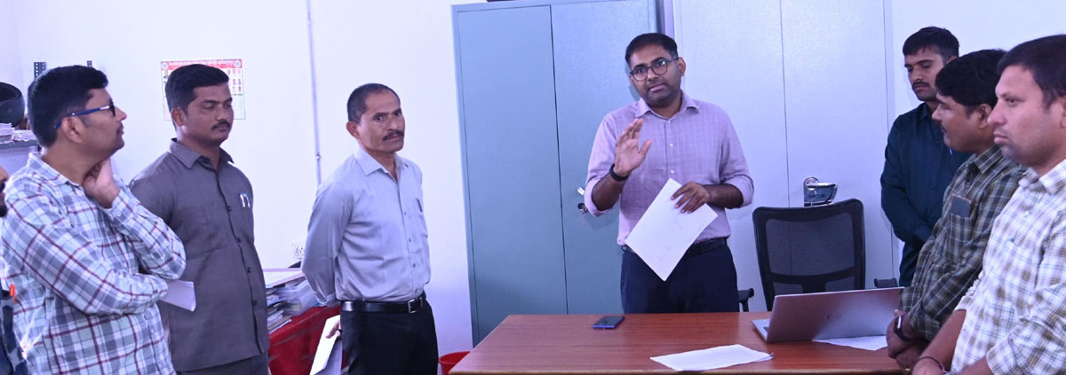 Collector Koya Sri Harsha | ప్రత్యేక సమగ్ర ఓటరు జాబితా సవరణ వేగవంతం చేయాలి.. పెద్దపల్లి కలెక్టర్ కోయ శ్రీ హర్ష