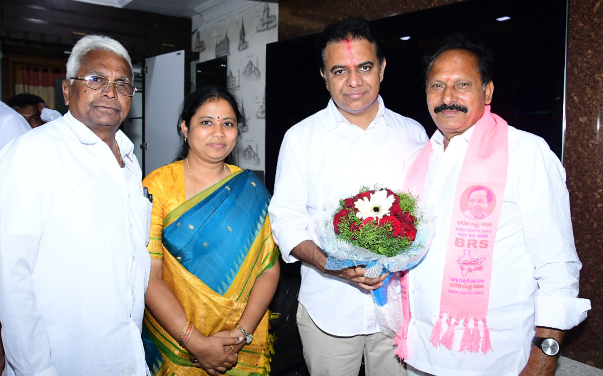 Tekulapalli : కేటీఆర్‌తో బీఆర్ఎస్ ఇల్లెందు నాయకులు