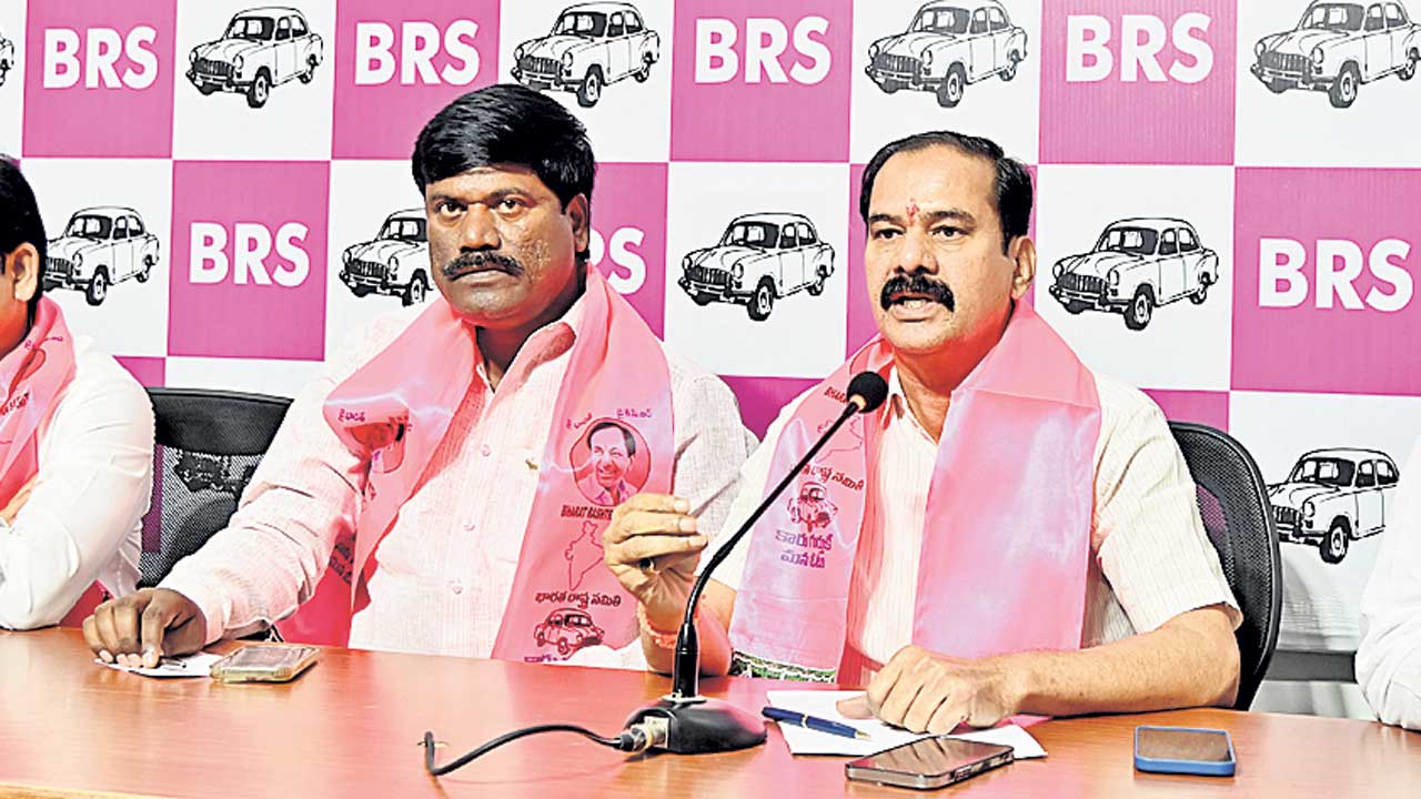 రాజేందర్‌రెడ్డి.. ఓ రాజకీయ బ్రోకర్‌!