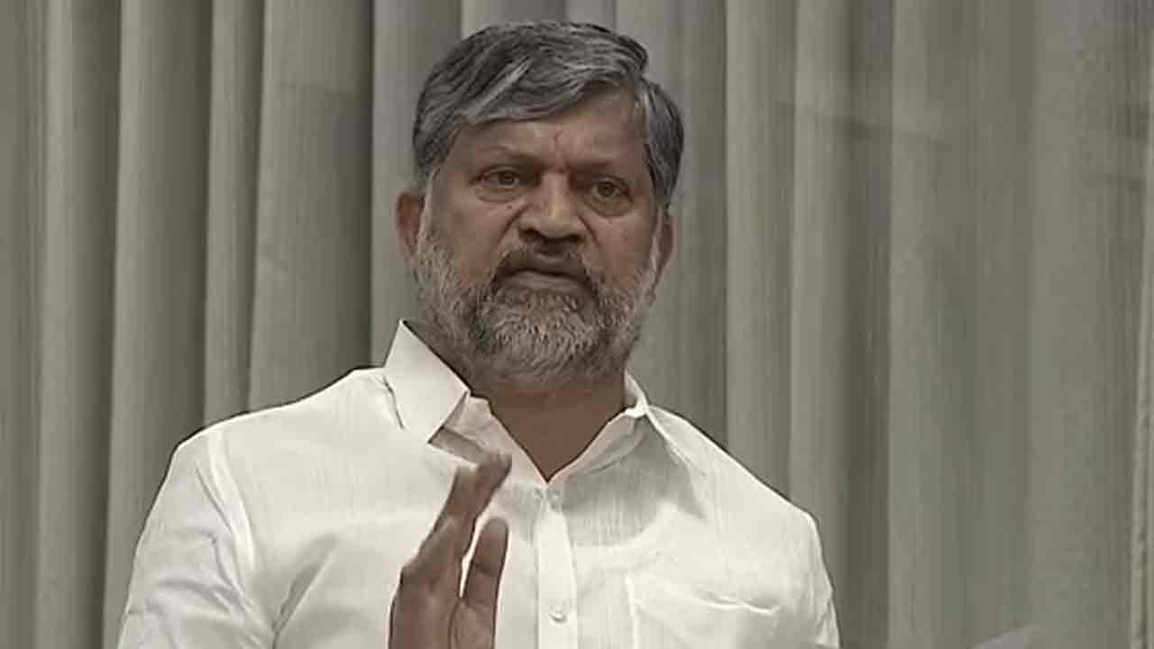 L Ramana | కొండగట్టు ఆలయ అభివృద్ధి పనులు వెంటనే పునరుద్ధరించండి: ఎల్.రమణ