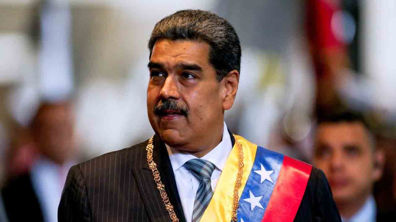 కొంప ముంచిన మదురో సవాల్‌