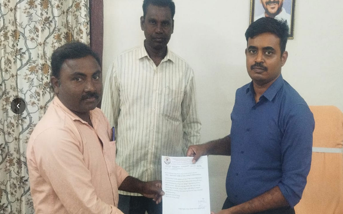 Rudrampur : మల్లేపల్లి ఓపెన్‌కాస్ట్‌లో ఫిట్‌నెస్‌ లేని వాహనాలు.. కార్మికుల ప్రాణాలతో చెలగాటం?