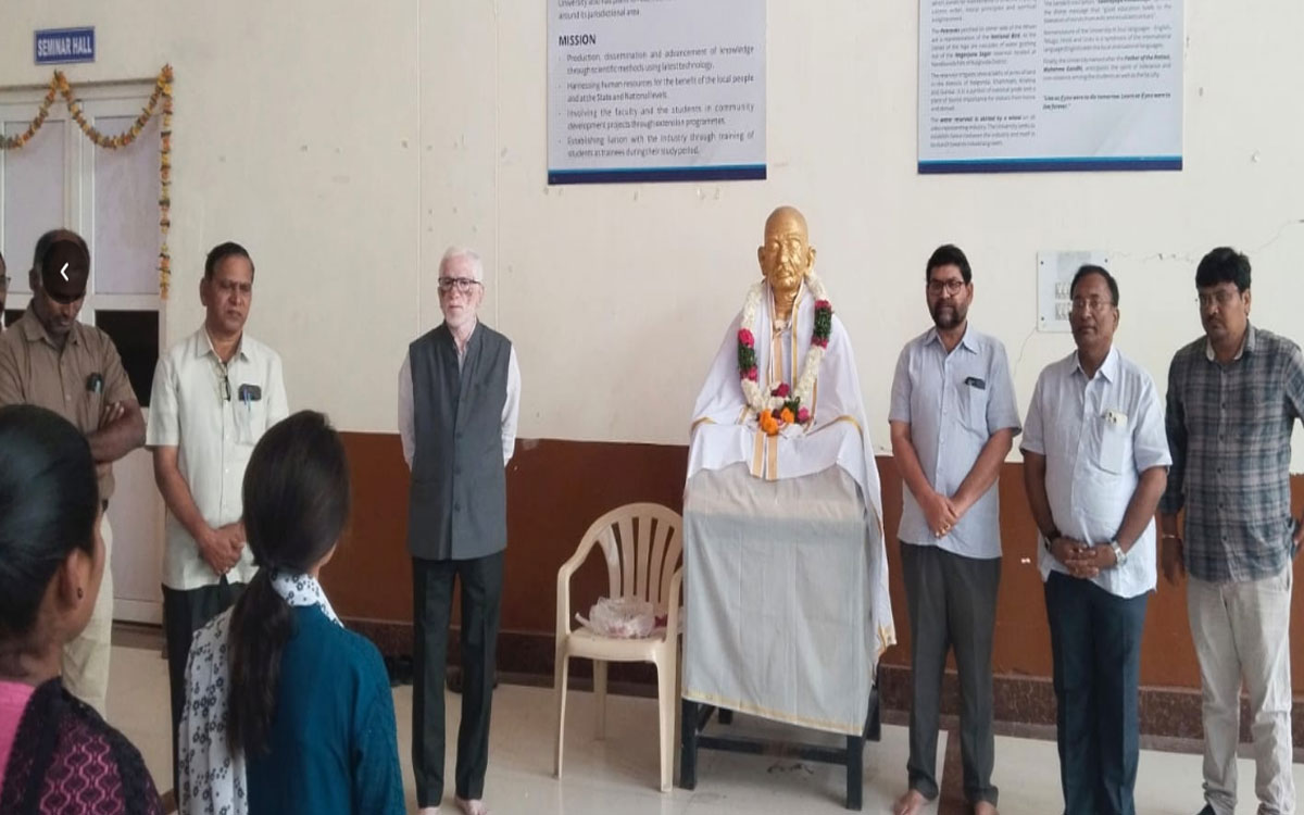 Ramagiri : ‘మ‌హాత్ముడి ఆద‌ర్శాల అనుస‌ర‌ణే నిజ‌మైన నివాళి’