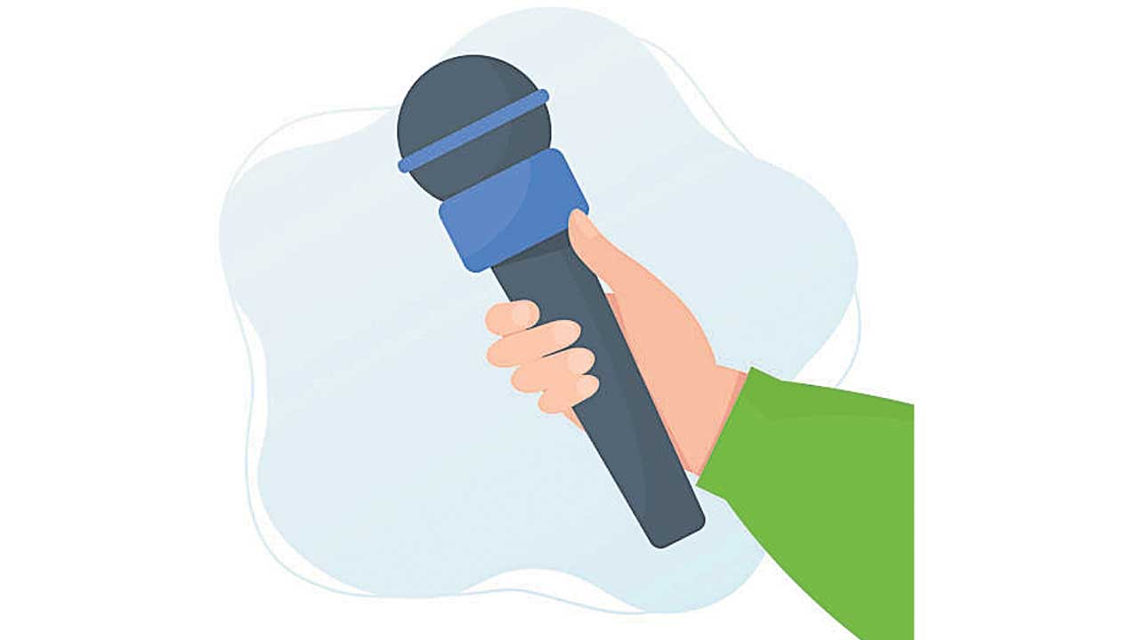 కాంగ్రెస్‌ రాజకీయాలకు జర్నలిస్ట్‌లు బలి