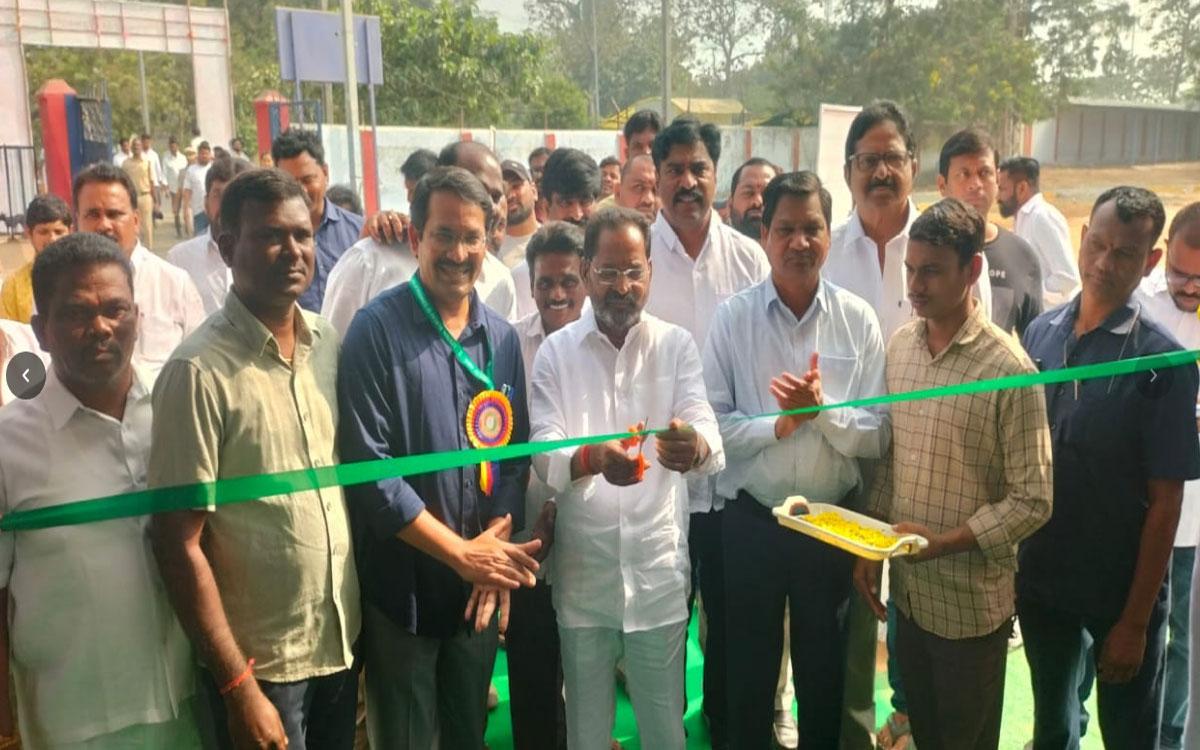 Yellandu : వందేమాతరం స్ఫూర్తితో యువత ముందుకు సాగాలి